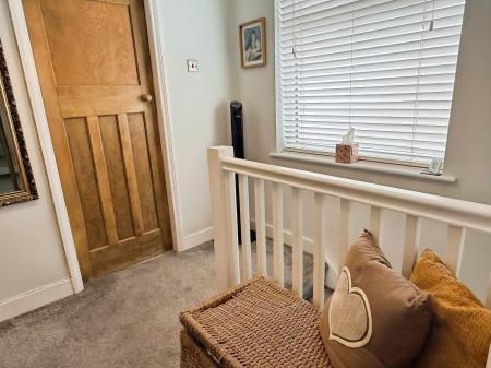 3 bedroom Semi-detached house for sale in Aylestone Drive, Aylestone, Leicester, LE2