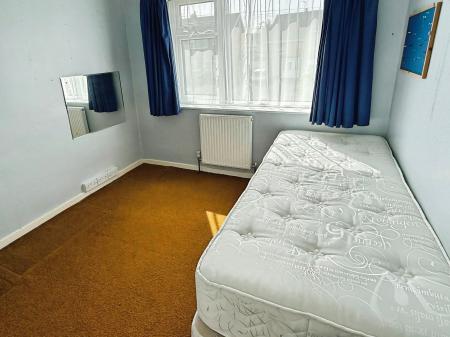 3 bedroom Detached house for sale in Fairstone Hill, Oadby, LE2