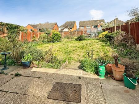 3 bedroom Detached house for sale in Fairstone Hill, Oadby, LE2