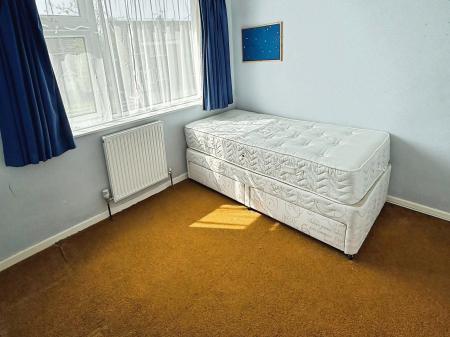 3 bedroom Detached house for sale in Fairstone Hill, Oadby, LE2