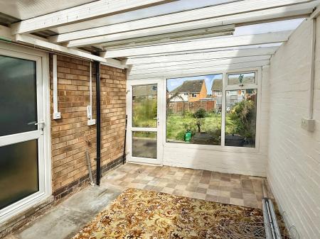 3 bedroom Detached house for sale in Fairstone Hill, Oadby, LE2