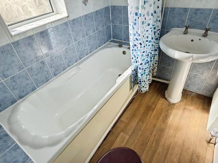 2 bedroom Semi-detached house for sale in Cokayne Road, Leicester, LE3
