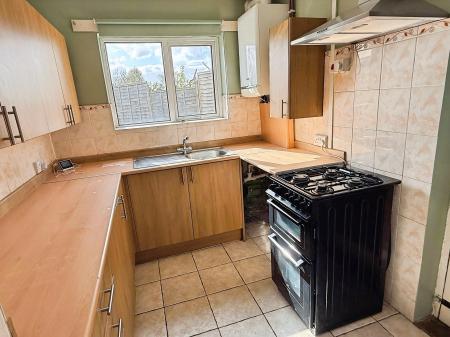 2 bedroom Semi-detached house for sale in Cokayne Road, Leicester, LE3