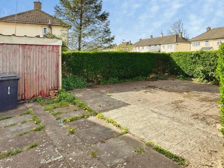 2 bedroom Semi-detached house for sale in Cokayne Road, Leicester, LE3