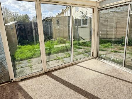 2 bedroom Semi-detached house for sale in Cokayne Road, Leicester, LE3