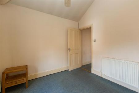 1 bedroom Flat to let in St James Terrace, Leicester, LE2