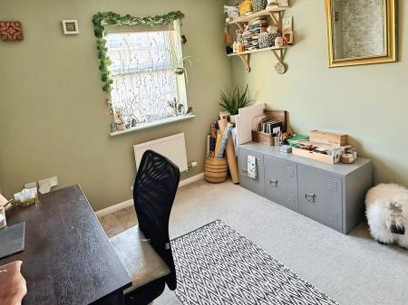 4 bedroom Semi-detached house for sale in Lady Jane Walk, Scraptoft, LE7