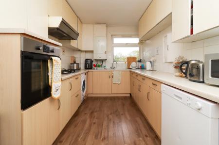 3 bedroom Flat to let in The Albany, 240-242 London Road, Leicester, LE2