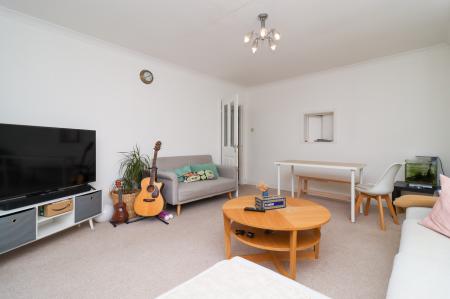 3 bedroom Flat to let in The Albany, 240-242 London Road, Leicester, LE2