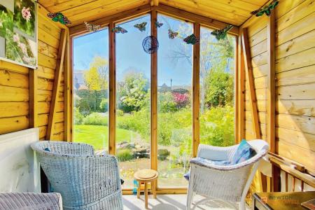 3 bedroom Detached house for sale in Main Street, Bushby, LE7