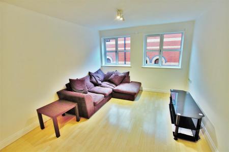 2 bedroom Apartment to let in Lower Brown Street, Leicester, LE1