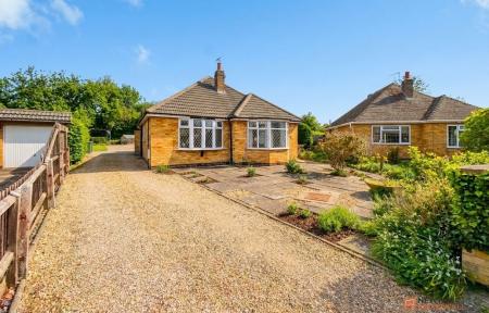 4 bedroom Detached bungalow for sale in Eastmere Road, Wigston, LE18