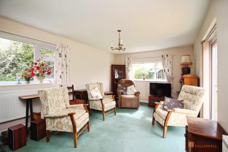 4 bedroom Detached bungalow for sale in Eastmere Road, Wigston, LE18