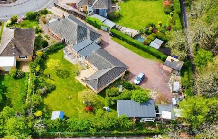4 bedroom Detached bungalow for sale in Eastmere Road, Wigston, LE18
