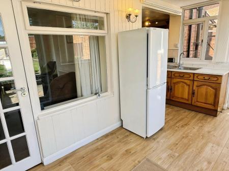 3 bedroom Semi-detached house for sale in Seagrave Drive, Oadby, LE2