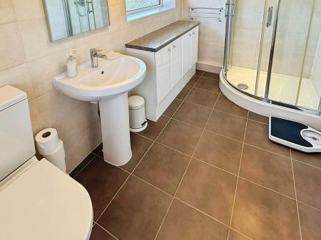 3 bedroom Semi-detached house for sale in Seagrave Drive, Oadby, LE2