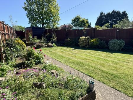 3 bedroom Semi-detached house for sale in Seagrave Drive, Oadby, LE2