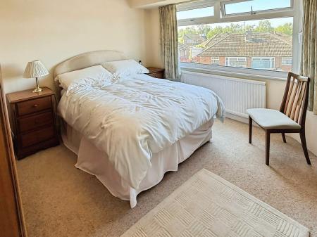 3 bedroom Semi-detached house for sale in Seagrave Drive, Oadby, LE2