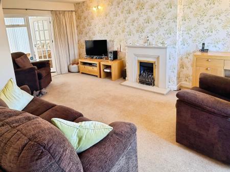 3 bedroom Semi-detached house for sale in Seagrave Drive, Oadby, LE2
