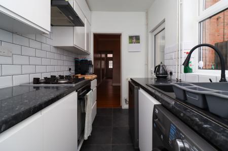 2 bedroom Terraced House to let in Clifton Rd, Leicester, LE2