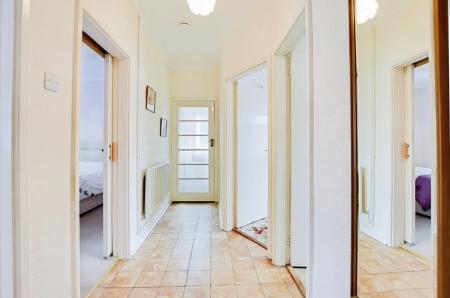 2 bedroom Semi-detached bungalow for sale in Calverton Avenue, Wigston, LE18