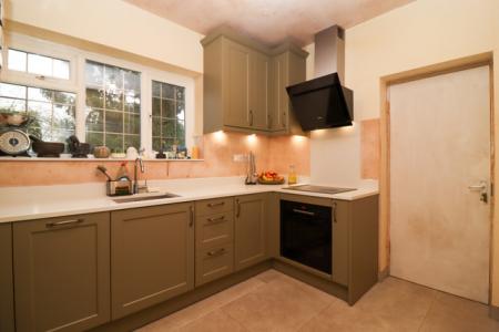 3 bedroom Detached house for sale in Fulbeck Avenue, Evington, Leicester, LE5