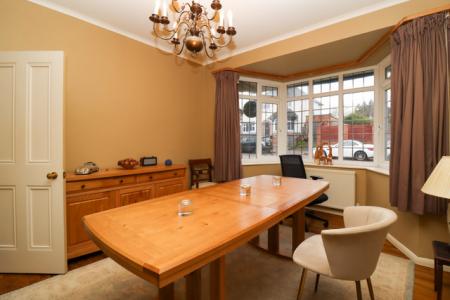 3 bedroom Detached house for sale in Fulbeck Avenue, Evington, Leicester, LE5