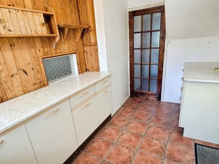 2 bedroom Semi-detached house for sale in Garnett Crescent, Eyres Monsell, Leicester, LE2