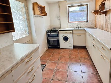 2 bedroom Semi-detached house for sale in Garnett Crescent, Eyres Monsell, Leicester, LE2