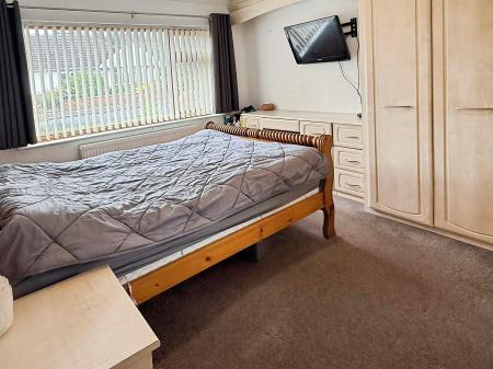 3 bedroom Detached house for sale in Drury Lane, Oadby, LE2