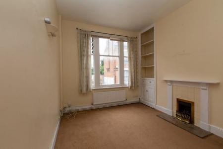 1 bedroom Flat to let in St James Terrace, Leicester, LE2