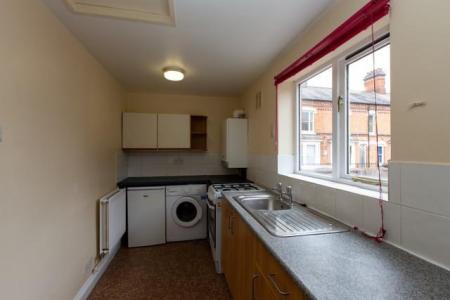1 bedroom Flat to let in St James Terrace, Leicester, LE2