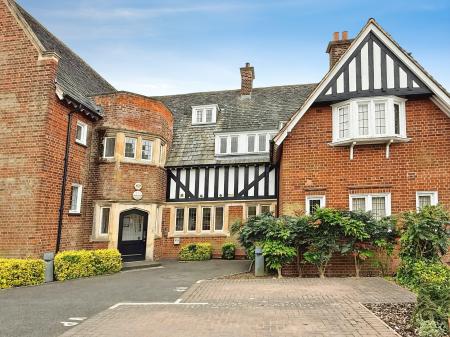 1 bedroom Apartment for sale in Honeywell Road, Oadby, LE2