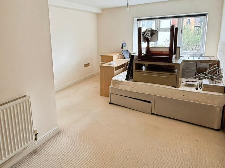 1 bedroom Apartment for sale in Honeywell Road, Oadby, LE2