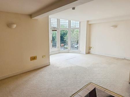1 bedroom Apartment for sale in Honeywell Road, Oadby, LE2