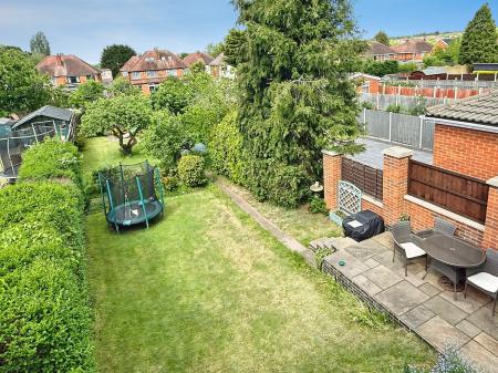 3 bedroom Town house for sale in Lymington Road, Scraptoft, Leicester, LE5