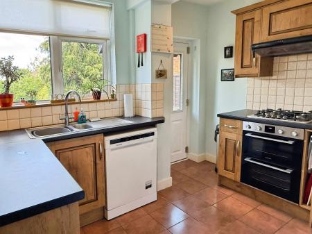 3 bedroom Town house for sale in Lymington Road, Scraptoft, Leicester, LE5