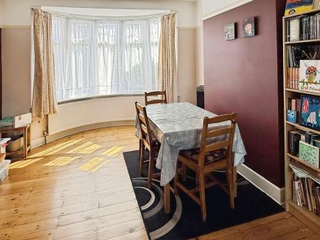 3 bedroom Town house for sale in Lymington Road, Scraptoft, Leicester, LE5