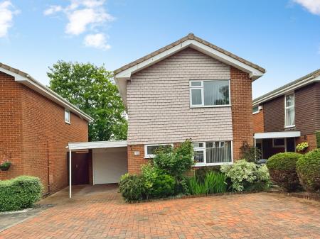 Chater Close, Scraptoft, Leicester, LE5