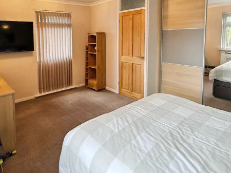 3 bedroom Detached house for sale in Chater Close, Scraptoft, Leicester, LE5