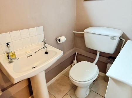 3 bedroom Detached house for sale in Chater Close, Scraptoft, Leicester, LE5