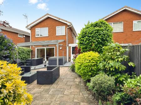3 bedroom Detached house for sale in Chater Close, Scraptoft, Leicester, LE5