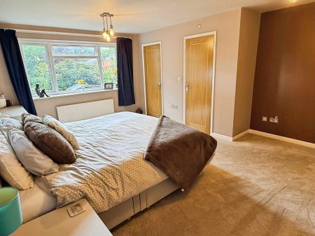 3 bedroom Detached house for sale in Wigston Lane, Aylestone, LE2