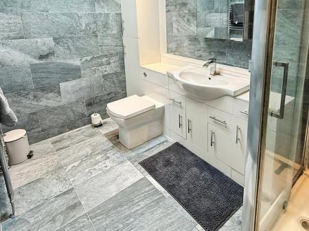 3 bedroom Detached house for sale in Wigston Lane, Aylestone, LE2