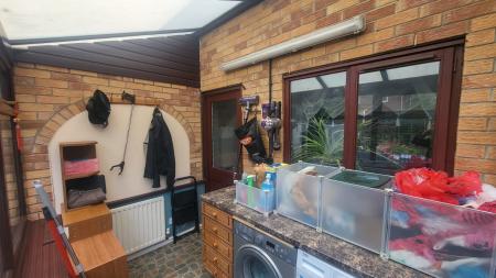 4 bedroom Detached house for sale in Haywood Close, Evington, Leicester, LE5
