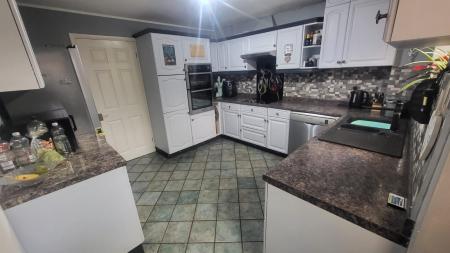 4 bedroom Detached house for sale in Haywood Close, Evington, Leicester, LE5