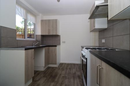 3 bedroom Semi-detached house to let in Westover Road, Leicester, LE3