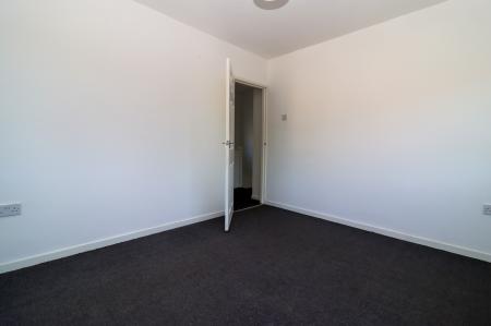 3 bedroom Semi-detached house to let in Westover Road, Leicester, LE3