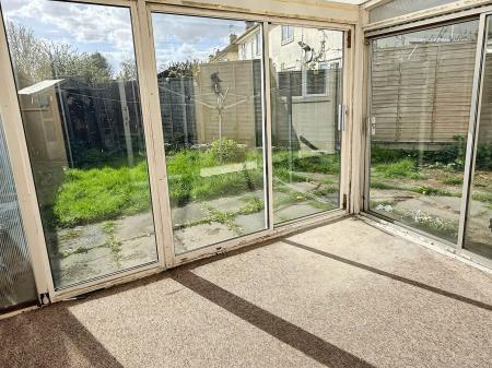 2 bedroom Semi-detached house for sale in Cokayne Road, Leicester, LE3
