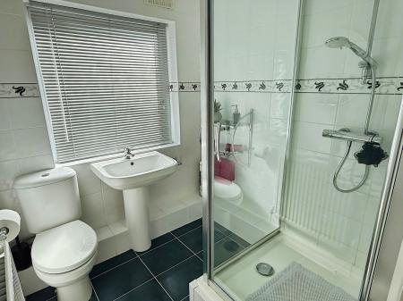 3 bedroom Semi-detached house for sale in Scraptoft Lane, Leicester, LE5